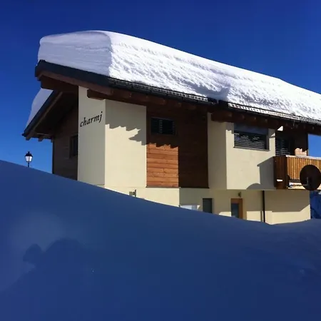 Charmj, Chalet *