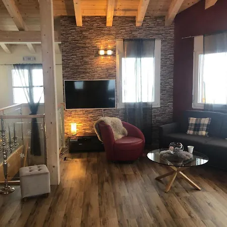 Charmj, Domek alpejski Bettmeralp