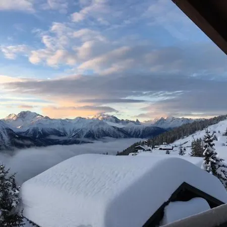 Charmj, Domek alpejski *